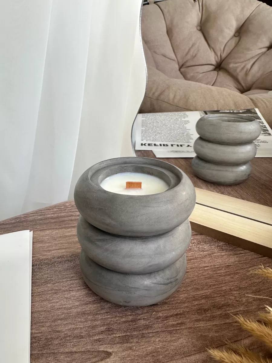 Handmade Scented Candle — Wild Fig & Honey (Fig, Honey & Green Leaves)