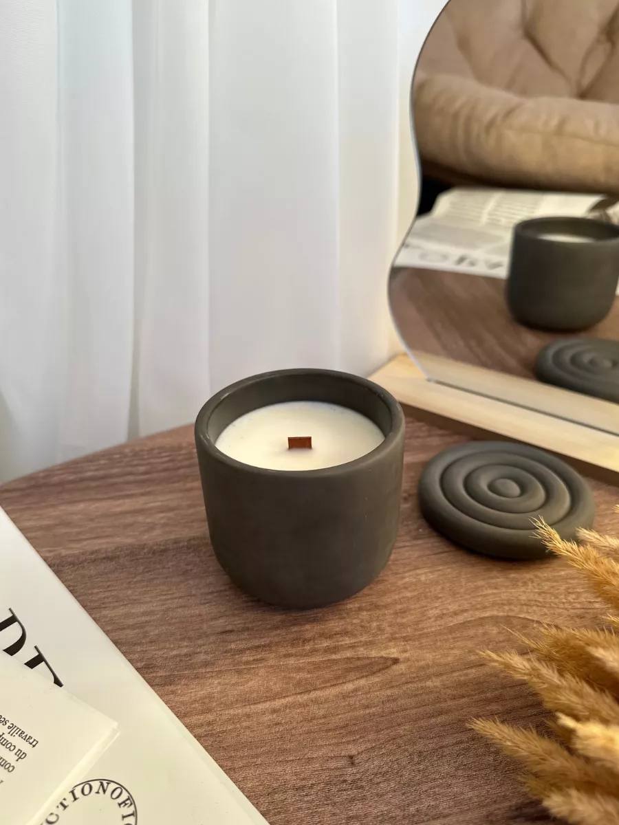 Handmade Scented Candle — Lavender Dreams (Lavender & Bergamot)
