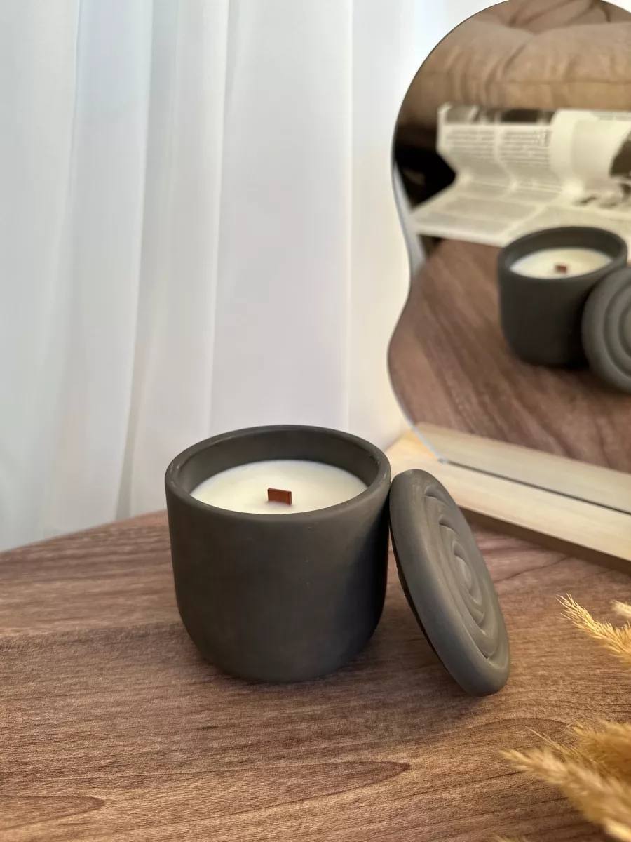 Handmade Scented Candle — Lavender Dreams (Lavender & Bergamot)