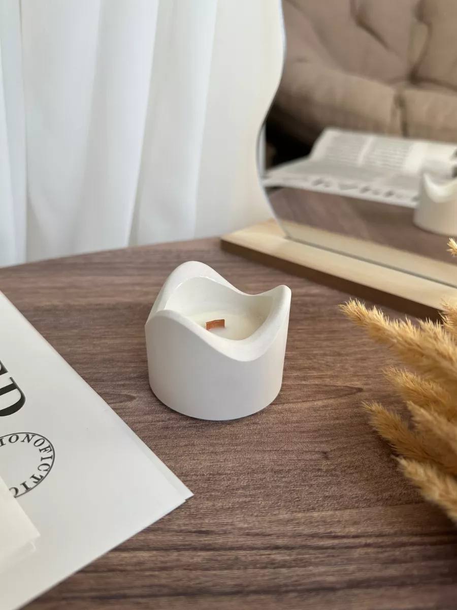 Handmade Scented Candle — Spiced Chai Comfort (Black Tea, Cardamom & Vanilla)