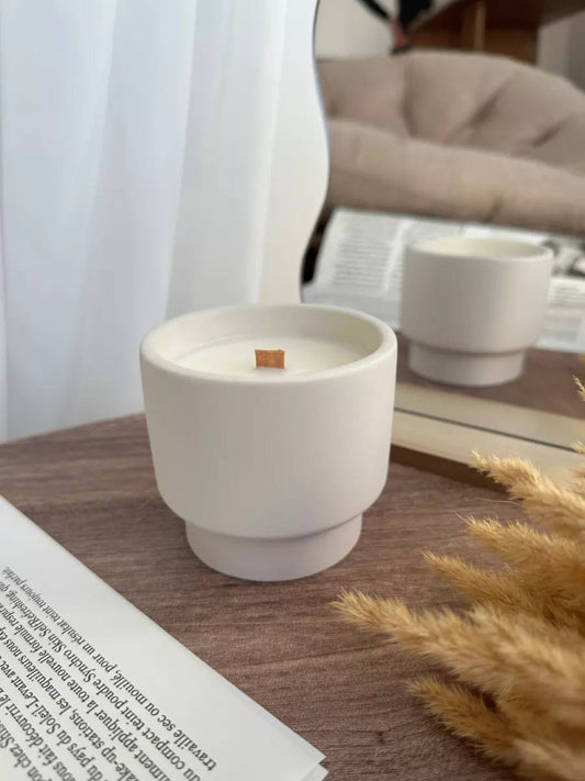 Handmade Scented Candle — Cozy Hearth (Firewood, Clove & Cinnamon)